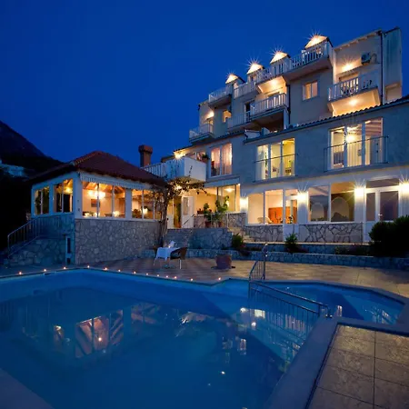 Carol Royal Appartement *