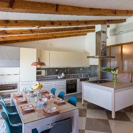 Carol Royal Appartement *