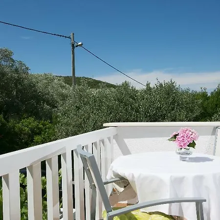 Carol Royal Cavtat