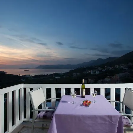 Carol Royal Cavtat