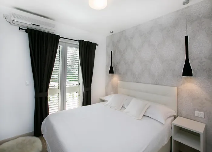 Carol Royal Appartement *