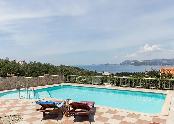 Carol Royal Appartement *