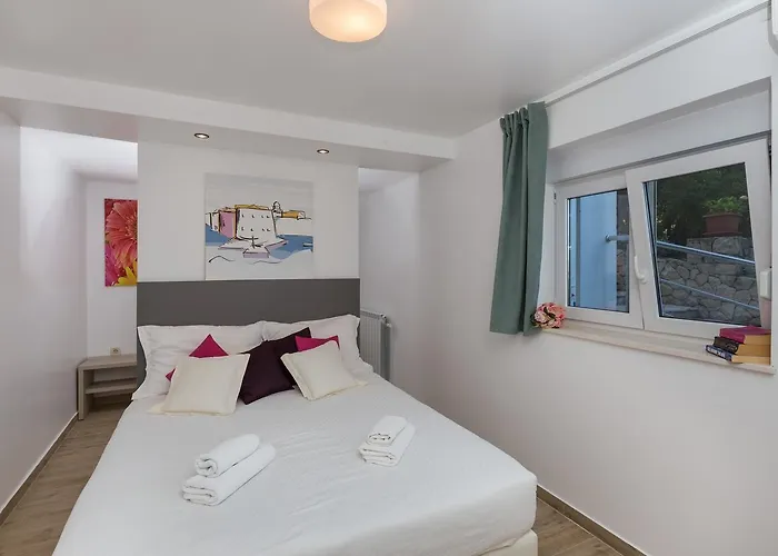 Carol Royal * Cavtat