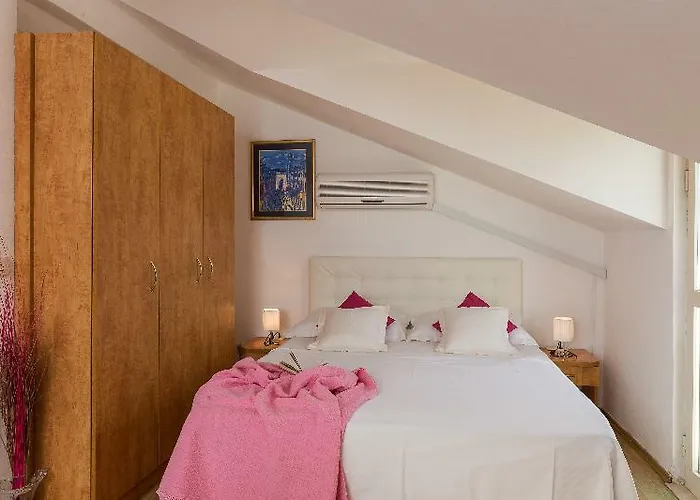 Carol Royal Appartement *