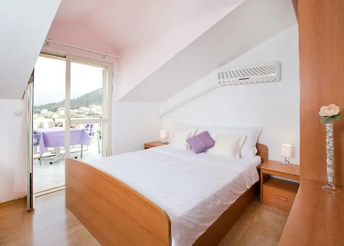 아파트 Carol Royal